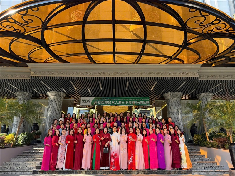 Trải Nghiệm Ẩm Thực Tri Ân Sâu Sắc Của Đoàn Giáo Viên Mầm Non Bãi Cháy Trước Thềm 20/11